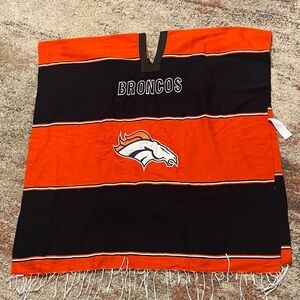 Let’s Go! Denver Broncos-Black & Orange Poncho-NFL new. Mint condition. Never wo